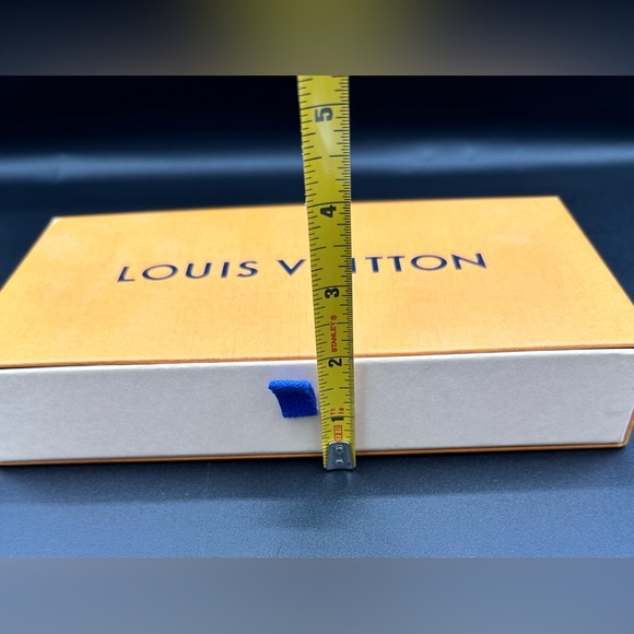 Vintage Louis Vuitton Gold Letter Empty Drawer Style Box, Dust Bag and Ribbon - Picture 11 of 12